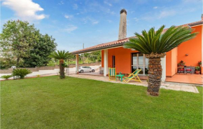 Awesome home in Martinsicuro with 4 Bedrooms